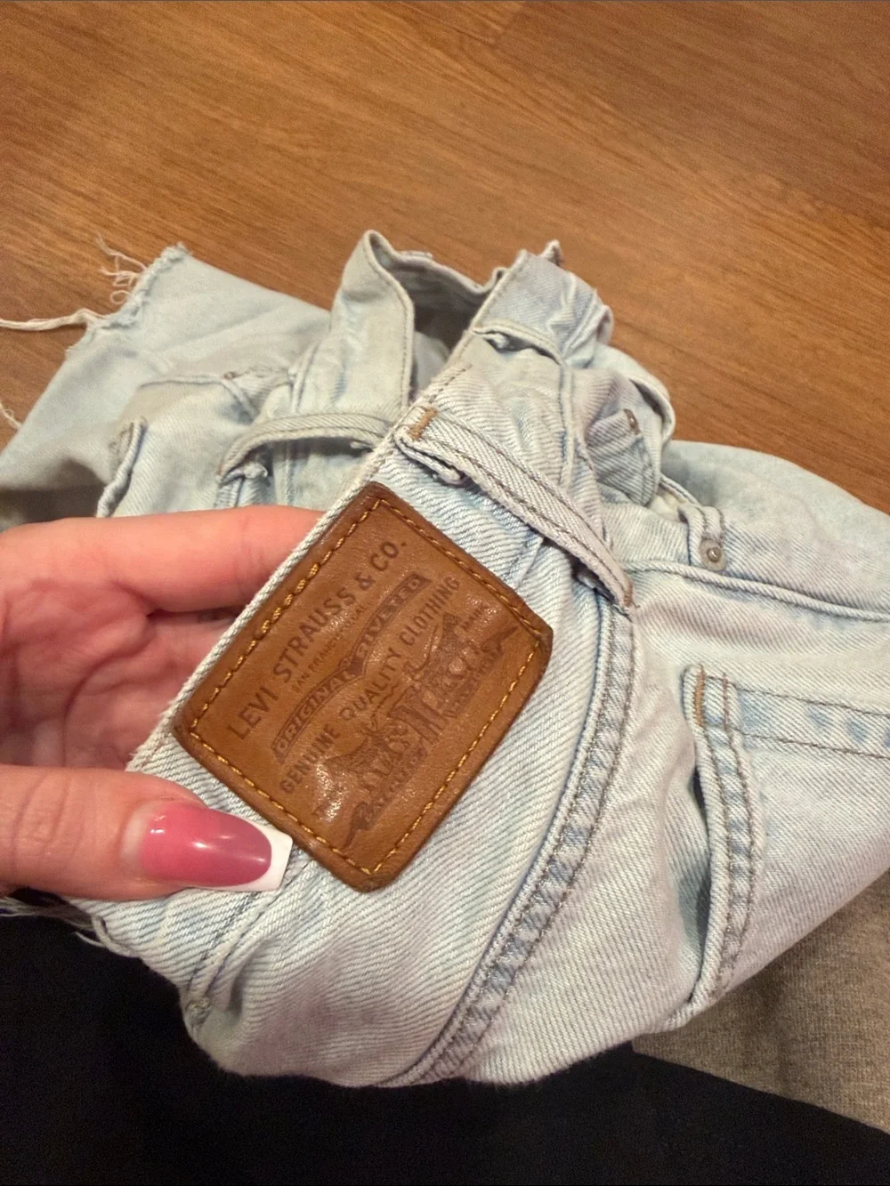 Levi’s Baggy Dad jorts